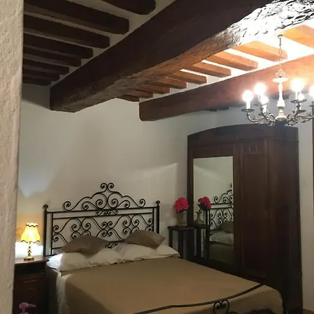 Mirella Gubbio