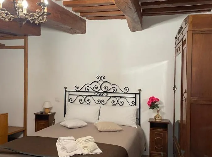 Maison d'hôtes Mirella Gubbio